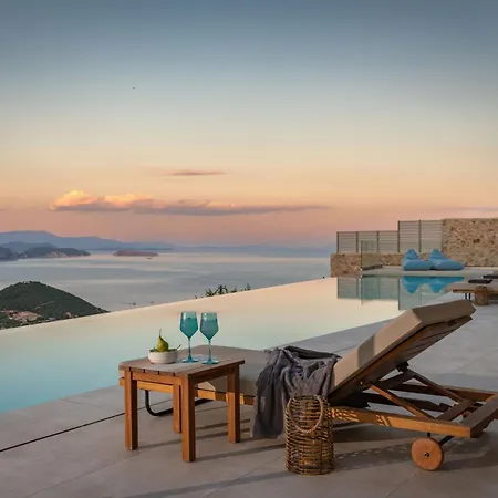 Villa Symposium Infinity